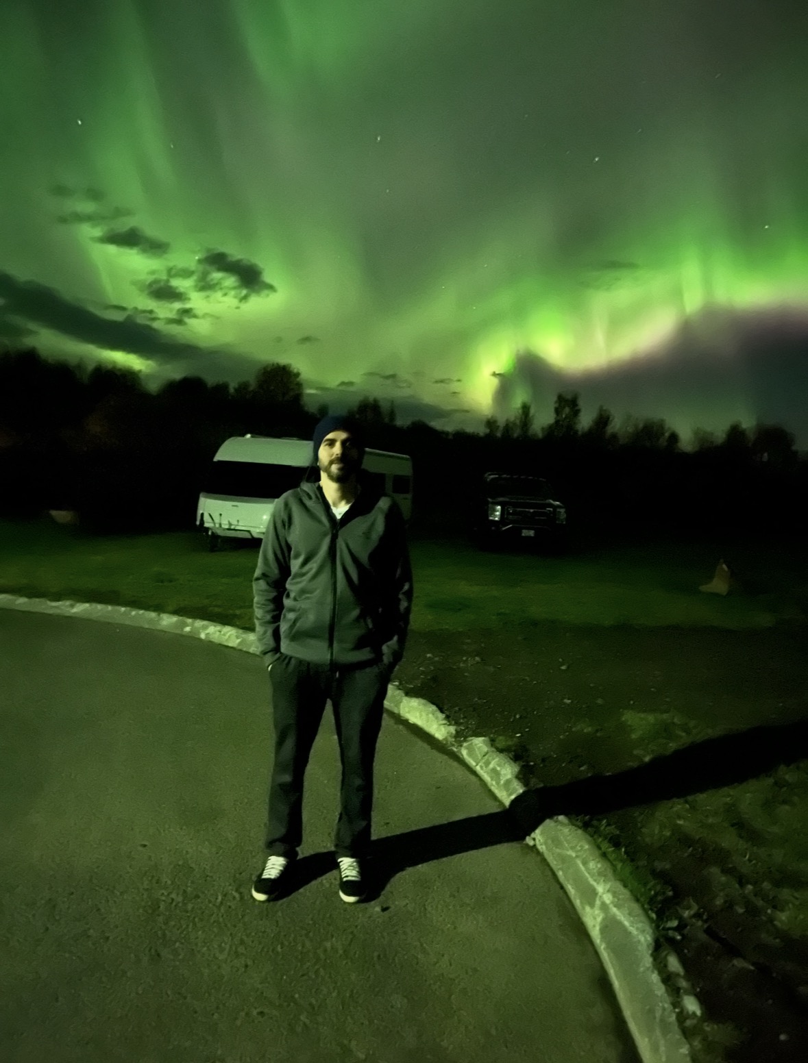 BondTours sob a aurora boreal